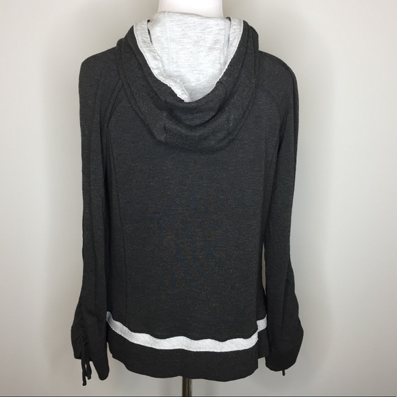 St. John Gray Zipper Hooded Sweatshirt | P - Picture 2 of 6